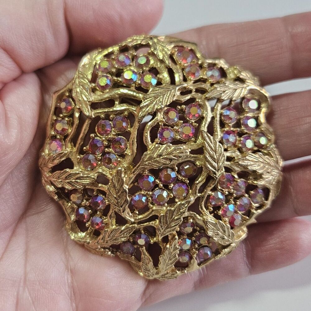 Sarah Coventry Signed Leaf vine Gold Tone Pink AB Rhinestones Brooch